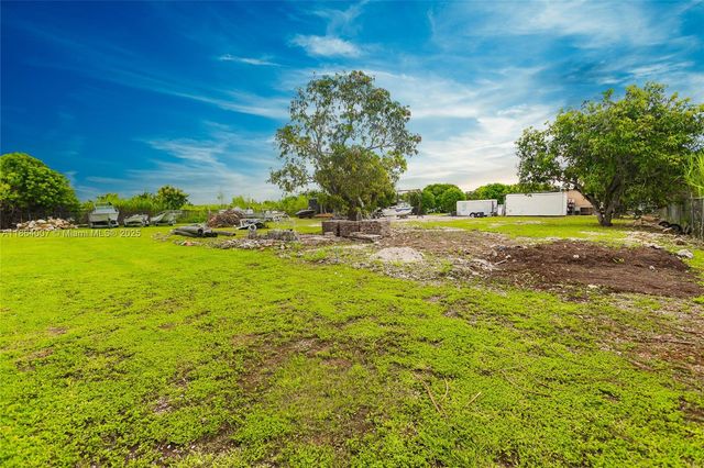 36520 SW 214th Ave, Homestead, FL 33034