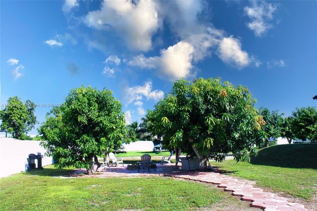 36520 SW 214th Ave, Homestead, FL 33034