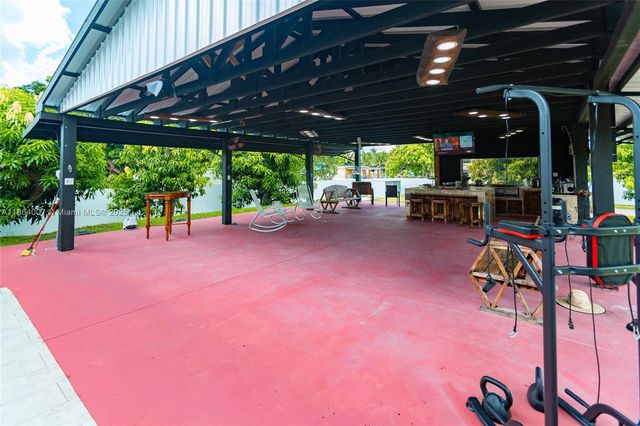 36520 SW 214th Ave, Homestead, FL 33034