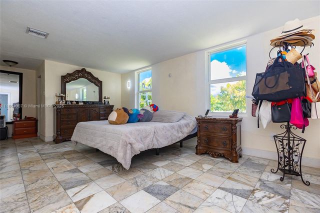 36520 SW 214th Ave, Homestead, FL 33034