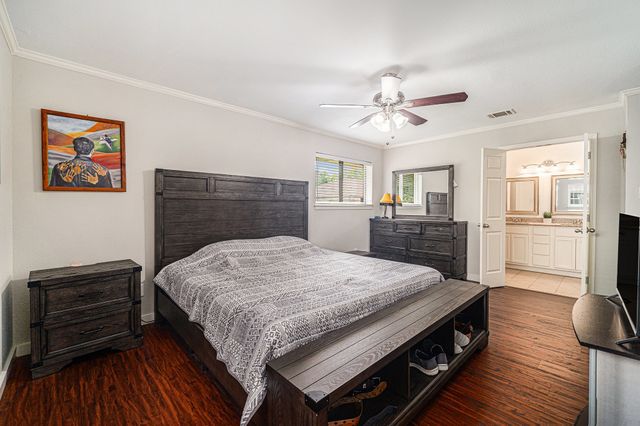 5816 Whitman Avenue, Fort Worth, TX 76133