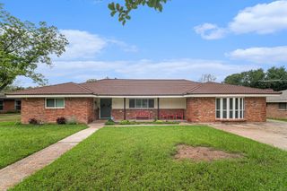 5816 Whitman Avenue, Fort Worth, TX 76133