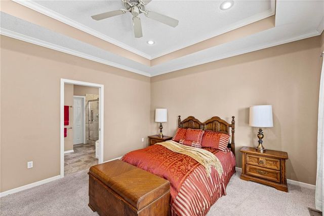 201 E PEACH TREE Lane, Gardner, KS 66030