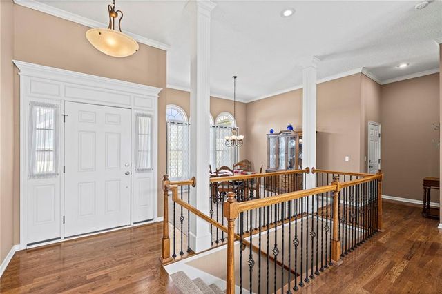 201 E PEACH TREE Lane, Gardner, KS 66030