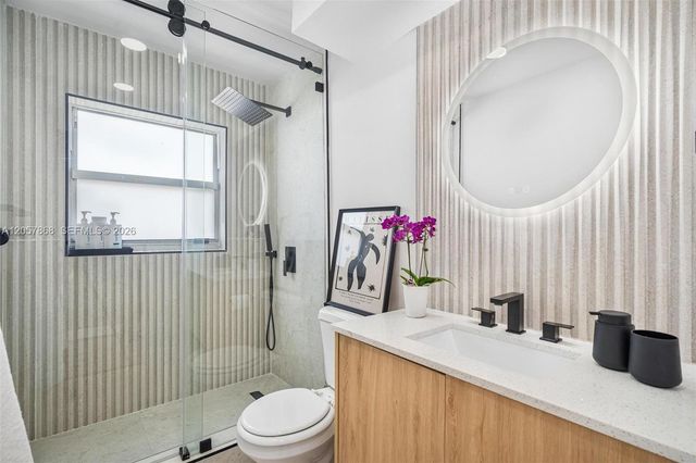 1881 Washington Avenue 8C, Miami Beach, FL 33139