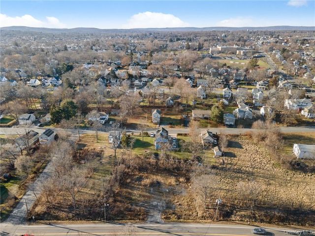 47 Carpenter Avenue, Middletown, NY 10940