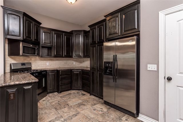 525 Rupple Road, Fayetteville, AR 72704