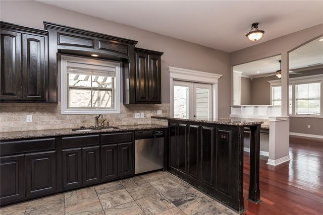 525 Rupple Road, Fayetteville, AR 72704