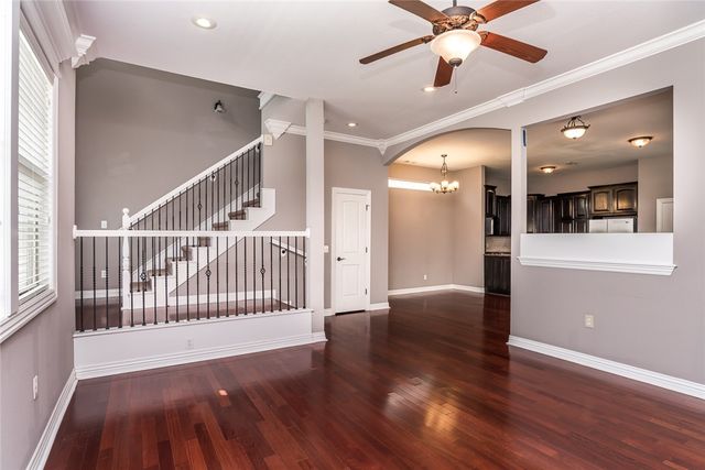 525 Rupple Road, Fayetteville, AR 72704