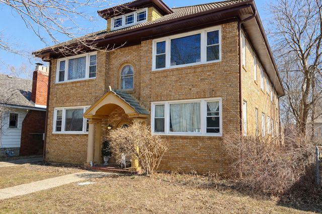 2123 Douglas Street, Rockford, IL 61103