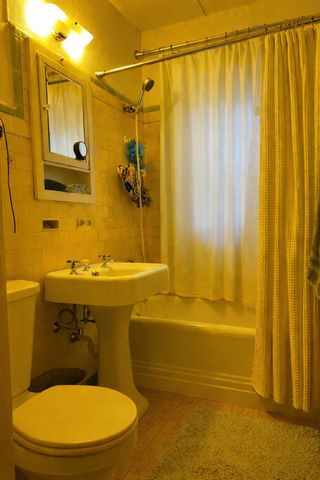 2123 Douglas Street, Rockford, IL 61103