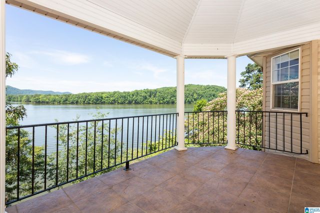 1261 LAKEMONT DRIVE, Southside, AL 35907