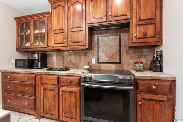 1261 LAKEMONT DRIVE, Southside, AL 35907