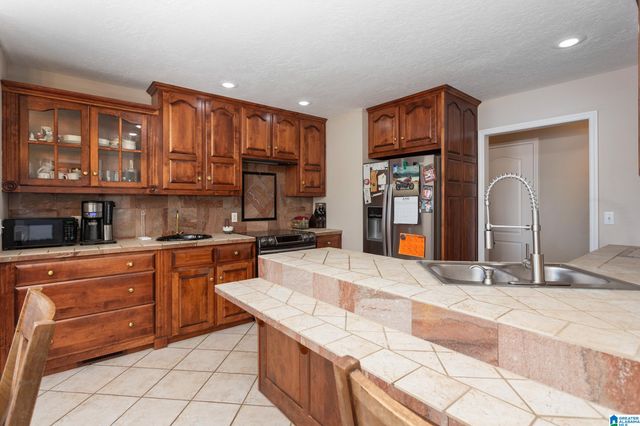 1261 LAKEMONT DRIVE, Southside, AL 35907