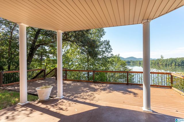 1261 LAKEMONT DRIVE, Southside, AL 35907