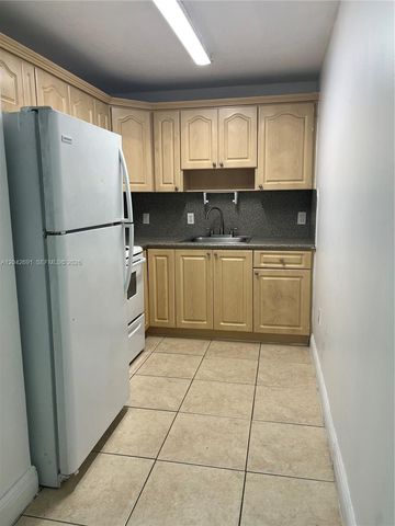 2185 NW 16th Ter 10, Miami, FL 33125