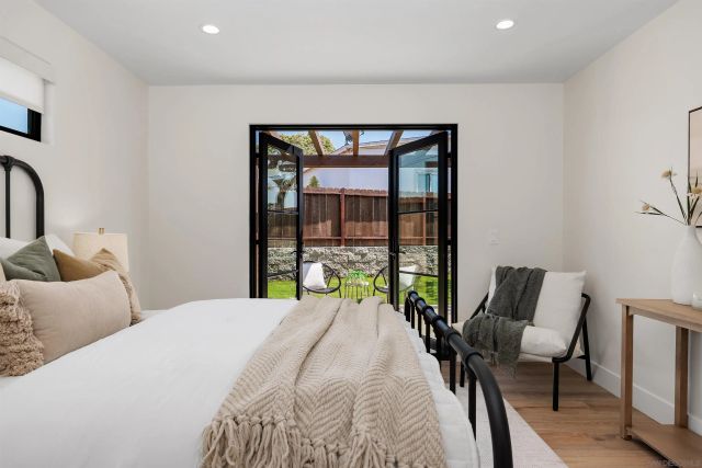 227 Hill Dr, Vista, CA 92083