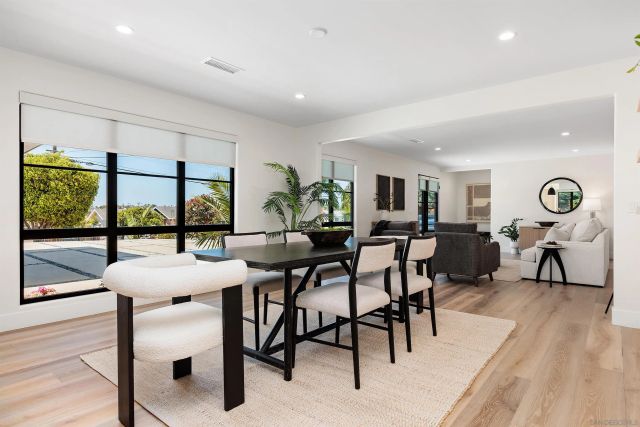 227 Hill Dr, Vista, CA 92083