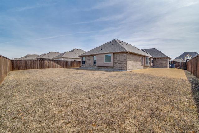 354 Sweetspire Drive, Royse City, TX 75189