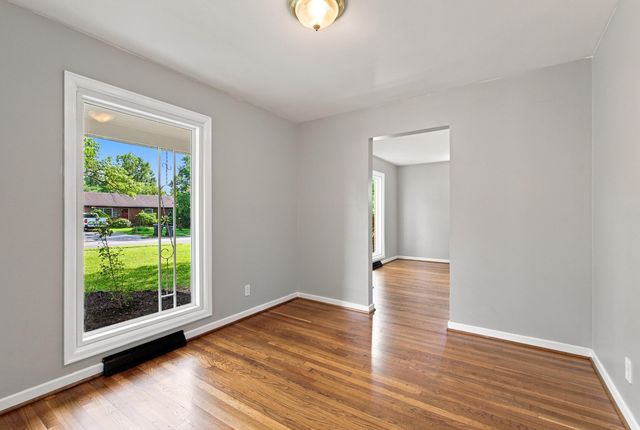 1907 Port Royal Court, Lexington, KY 40504