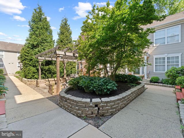 3664 NANCY WARD CIR, Doylestown, PA 18902