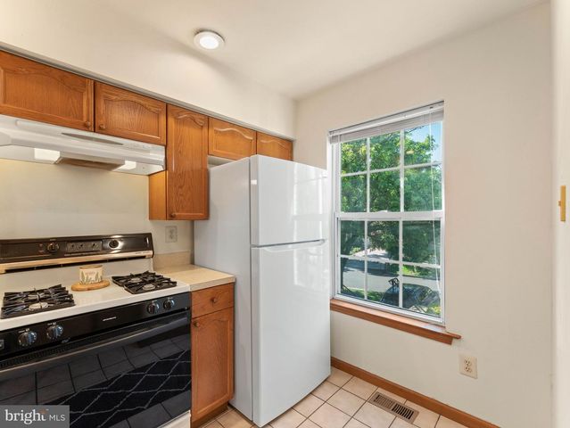 3664 NANCY WARD CIR, Doylestown, PA 18902