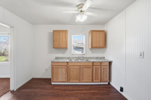 1835 S Sweetbriar Lane 1835 S Sweetbriar Lane, Springfield, OH 45505