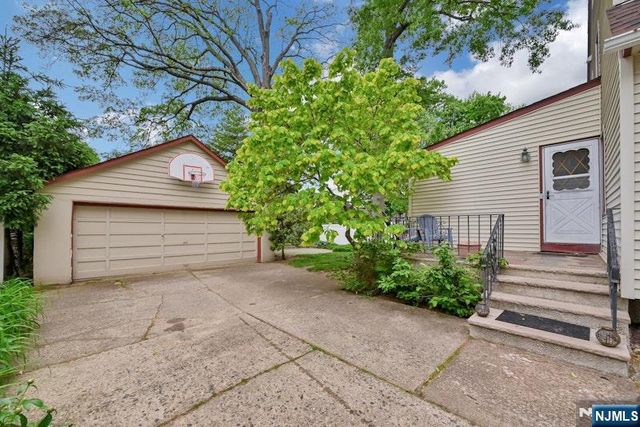 340 Sherman Avenue, Teaneck, NJ 07666