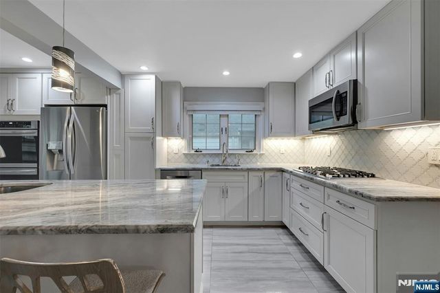 340 Sherman Avenue, Teaneck, NJ 07666