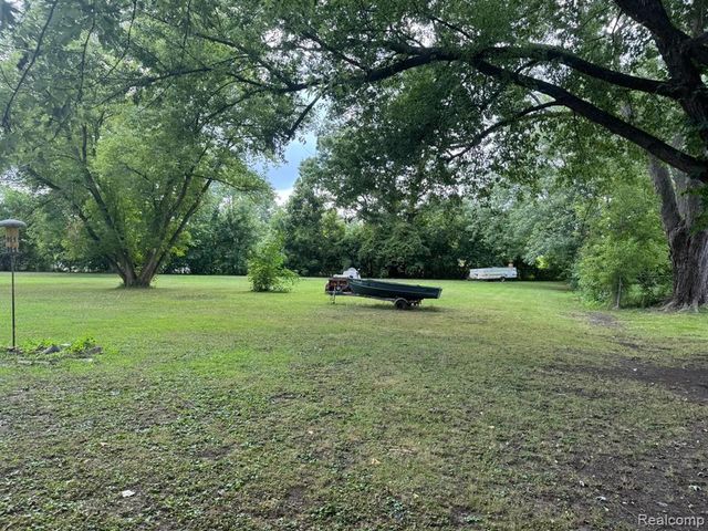 574 Wilson Avenue, Mount Morris, MI 48458