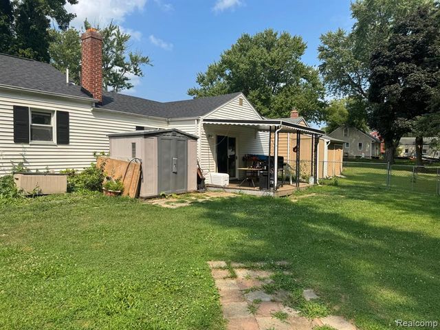 574 Wilson Avenue, Mount Morris, MI 48458