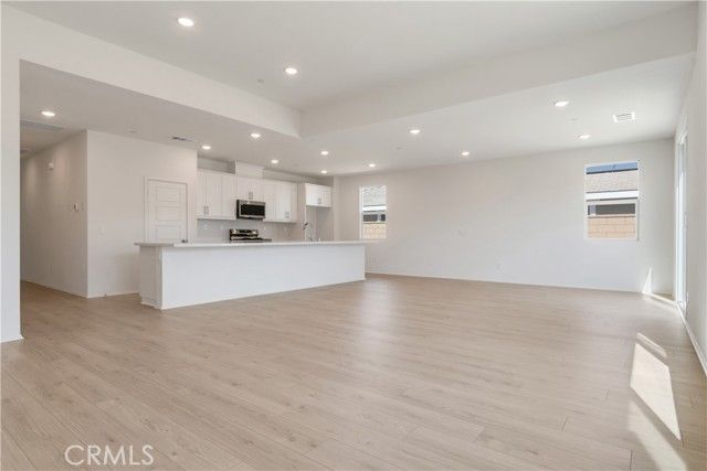 13845 Mesa View Drive, Victorville, CA 92392