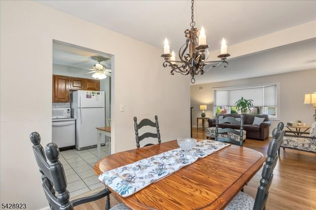 2107 Meadowview Rd, Scotch Plains Twp., NJ 07076