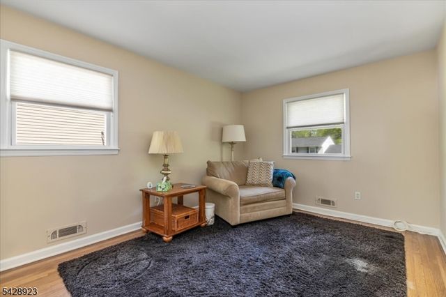 2107 Meadowview Rd, Scotch Plains Twp., NJ 07076