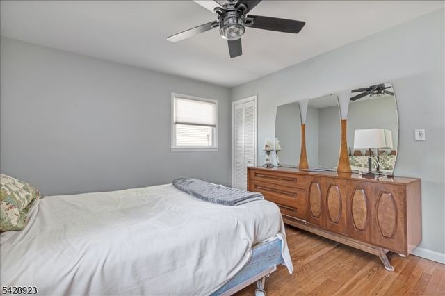 2107 Meadowview Rd, Scotch Plains Twp., NJ 07076