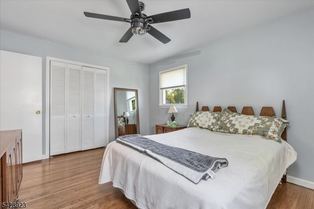 2107 Meadowview Rd, Scotch Plains Twp., NJ 07076