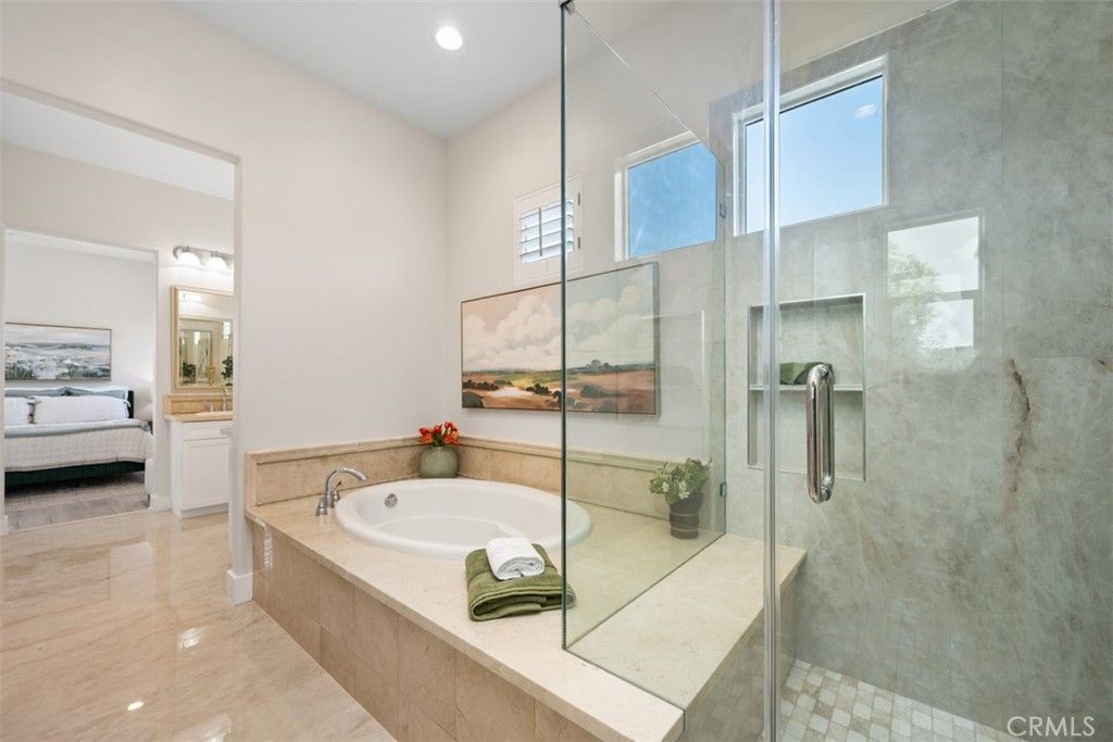 Image 21 of property listing at 5701 Kiyot Way 13, Playa Vista, CA 90094