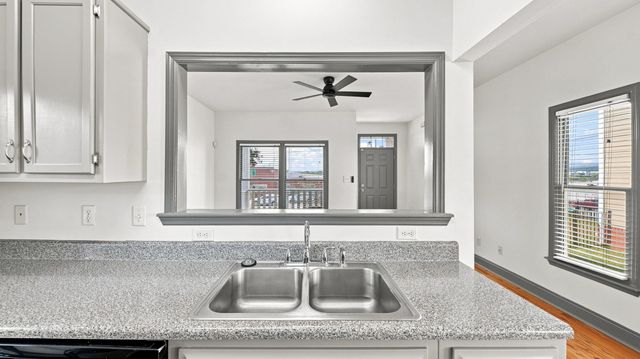 1003 E 11th Street, Chattanooga, TN 37403