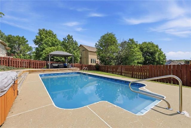 7703 Breckenridge Avenue, Kansas City, MO 64139