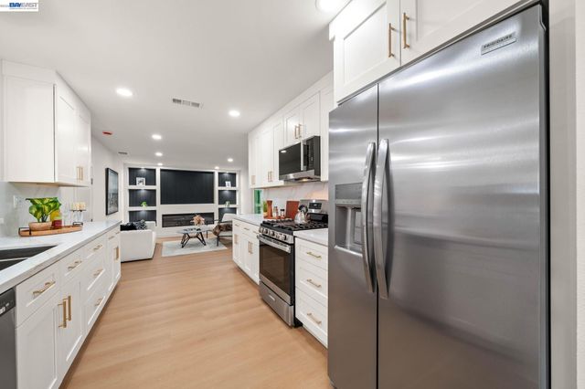 40884 Blacow Rd, Fremont, CA 94538