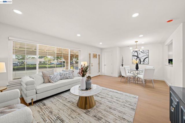 40884 Blacow Rd, Fremont, CA 94538