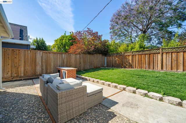 40884 Blacow Rd, Fremont, CA 94538