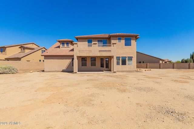 18431 W CINNABAR Avenue, Waddell, AZ 85355
