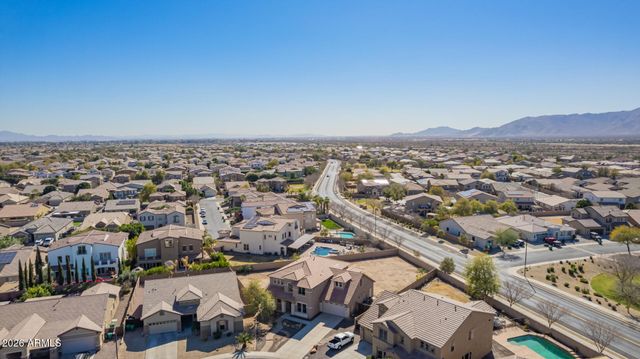 18431 W CINNABAR Avenue, Waddell, AZ 85355