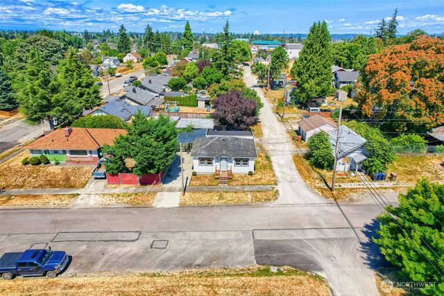 1315 S 43rd St, Tacoma, WA 98418