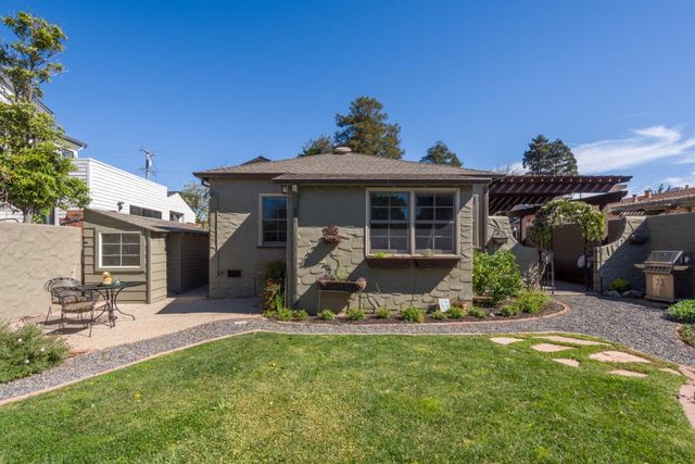 215 Victoria Road, Burlingame, CA 94010