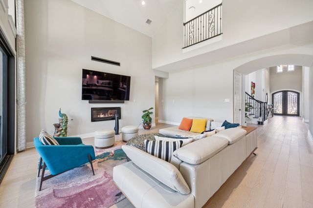 1321 Mcclintock Drive, Shady Shores, TX 76208
