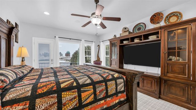 3075 Covey Run Court, Marion, IA 52302