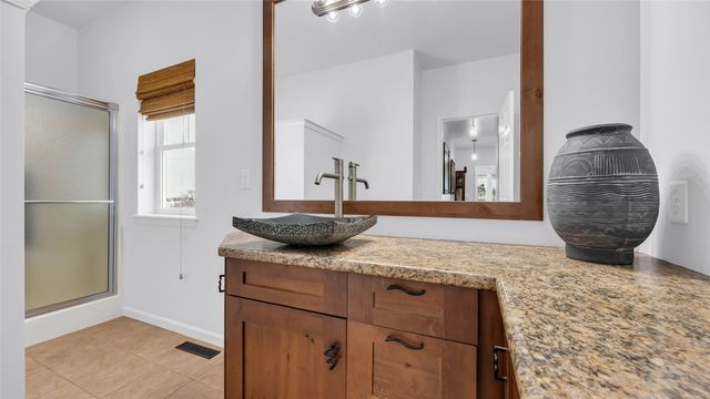 3075 Covey Run Court, Marion, IA 52302