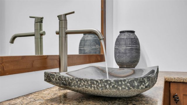 3075 Covey Run Court, Marion, IA 52302